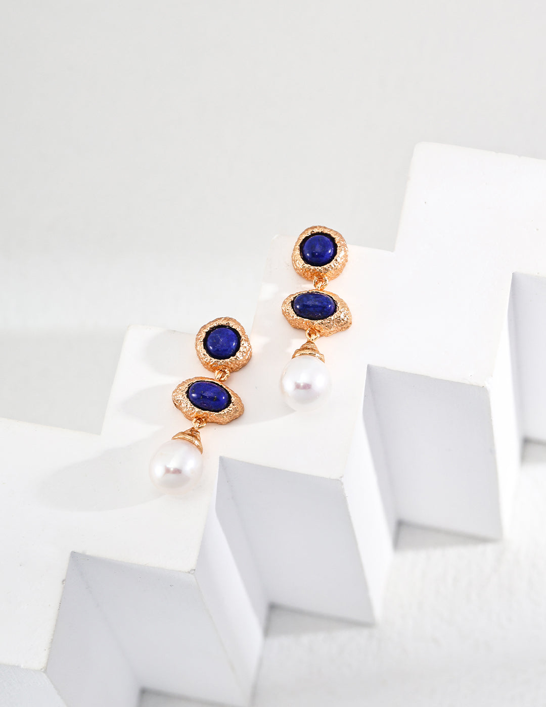 Perle de Minuit Earrings