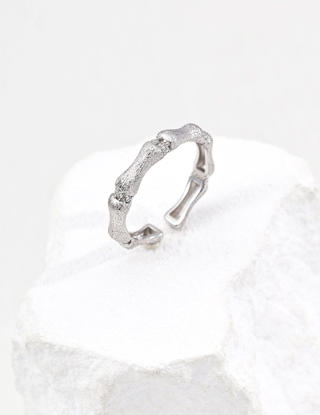 Épure Adjustable Ring